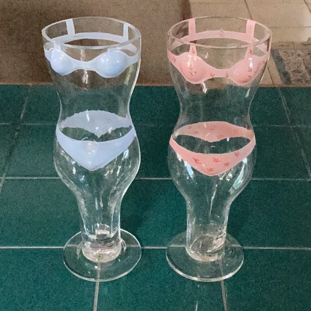 Two’s Company 4 Bathing Beauty Iced Tea Glasses Handblown Hand-painted Bikini - Picture 6 of 12